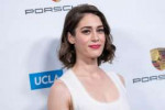 lizzy-caplan-2019-reel-stories-real-lives-event-in-la-4.jpg