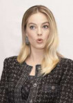 margot-robbie-bombshell-press-conference-photoshoot-more-ph[...].jpg