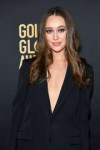 alycia-debnam-carey-attends-the-golden-globe-ambassador-lau[...].jpg