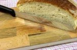 depositphotos8940899-stock-photo-cutting-board-with-bread-a[...].jpg