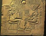 1-akhenaton-and-nefretiti-574x449.jpg