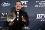 Max-Holloway-200MaxHolloway.0.0