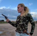 female-fighters-instagram-valentina-shevchenko.jpg