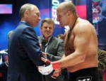 1403070076bvladimir-putin-i-fjodor-emeljanenko.jpg