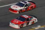 nascar-cup-daytona-shootout-2007-elliott-sadler-kasey-kahne.jpg