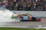 nascar-cup-texas-2004-race-winner-elliott-sadler-smokes-the[...].jpg