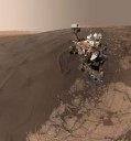 curiosity-mars-rover-self-portrait-martian-sand-dunes-pia20[...]