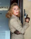 kathleen-turner-wi-warshawski-1991-ry45b5.jpg