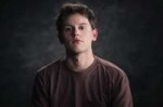 13-american-vandal-202.w700.h467.jpg