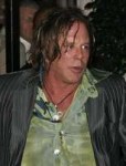 220px-MickeyRourke08TIFF[1].jpg