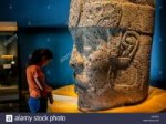 olmec-giant-head-national-museum-of-anthropology-mexico-cit[...].jpg