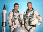 1280px-Gemini10crew.jpg